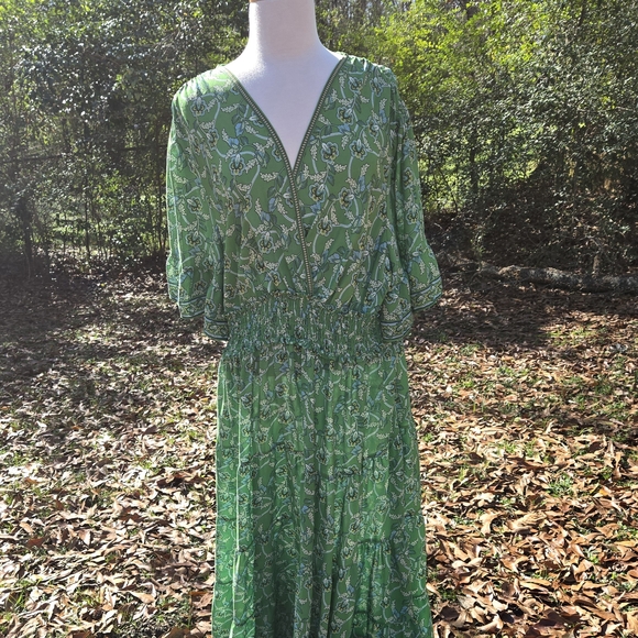 Max Studio Green Boho Maxi Dress Smocked Waist Size 3X - Picture 8 of 11
